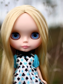 Sfondi Blonde China Doll With Blue Eyes 240x320