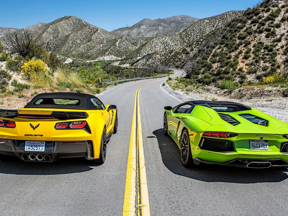 Fondo de pantalla Chevrolet Corvette Stingray vs Lamborghini Aventador 1152x864
