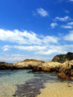 Rocks near Chile coast screenshot #1 240x320