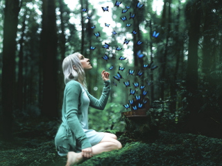 Das Girl And Blue Butterflies Wallpaper 320x240