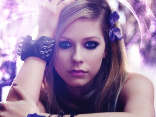 Avril Lavigne Portrait wallpaper 320x240