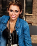 Das Miley Cyrus Portrait Wallpaper 128x160
