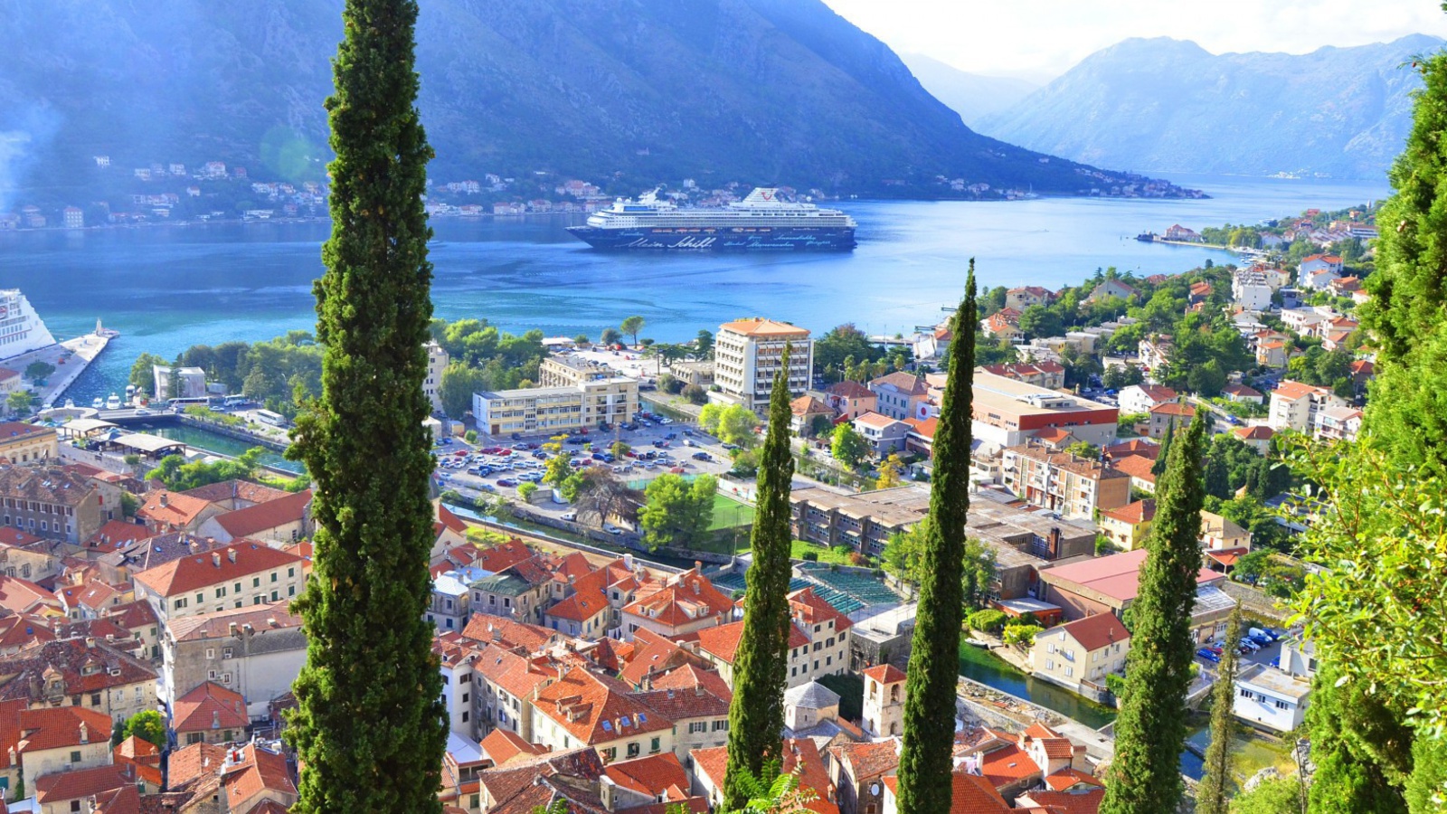 Fondo de pantalla Kotor, Montenegro 1600x900