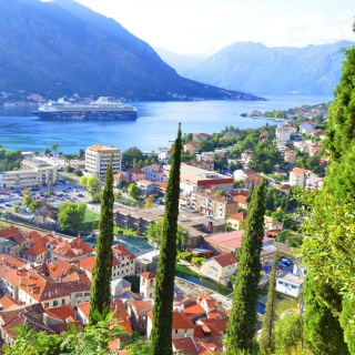Kostenloses Kotor, Montenegro Wallpaper für iPad Air