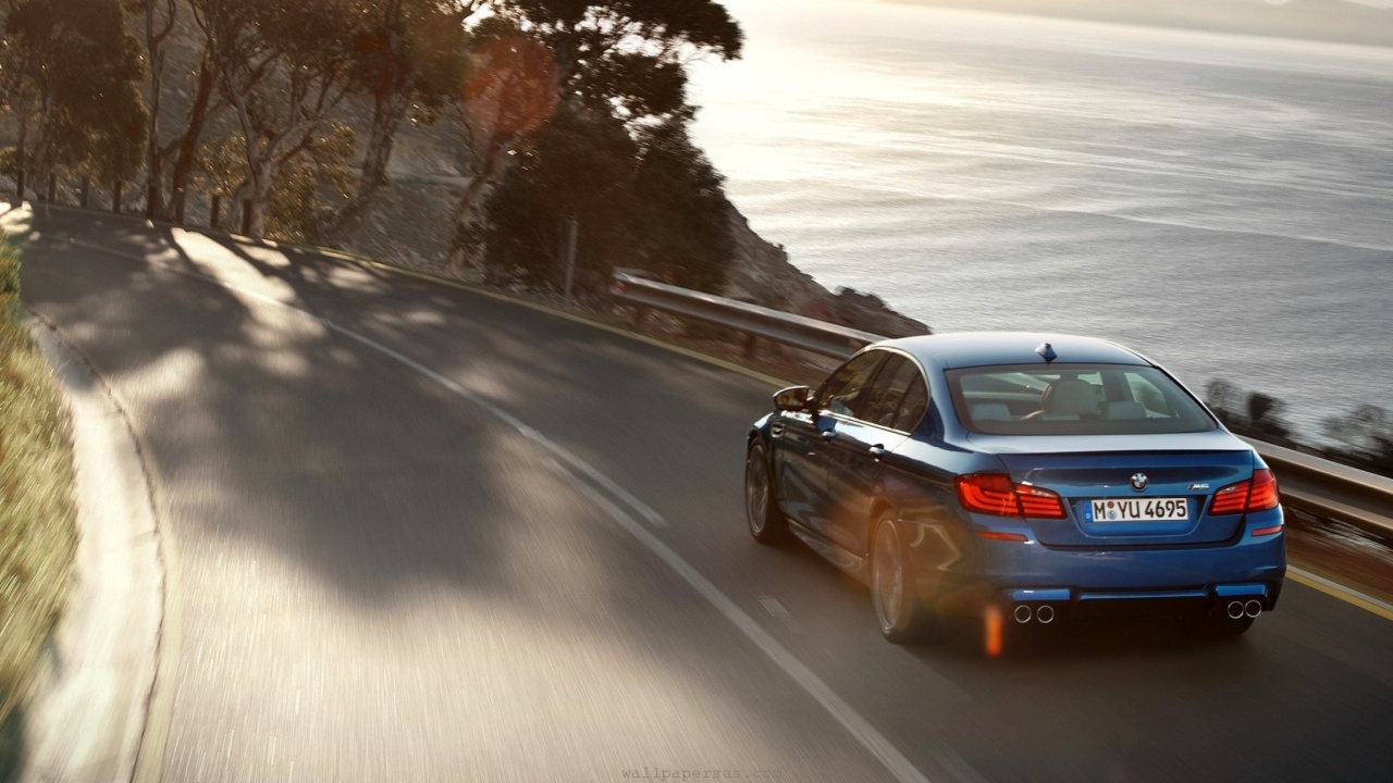 Fondo de pantalla BMW M5 F10 Sedan 1280x720