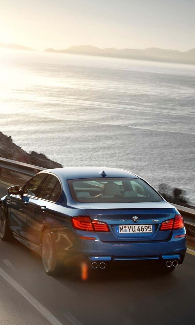 BMW M5 F10 Sedan wallpaper 768x1280