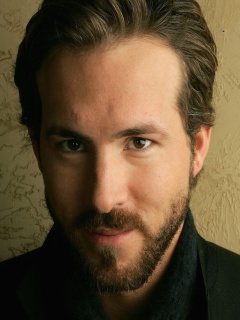 Das Ryan Reynolds Canadian actor Wallpaper 240x320