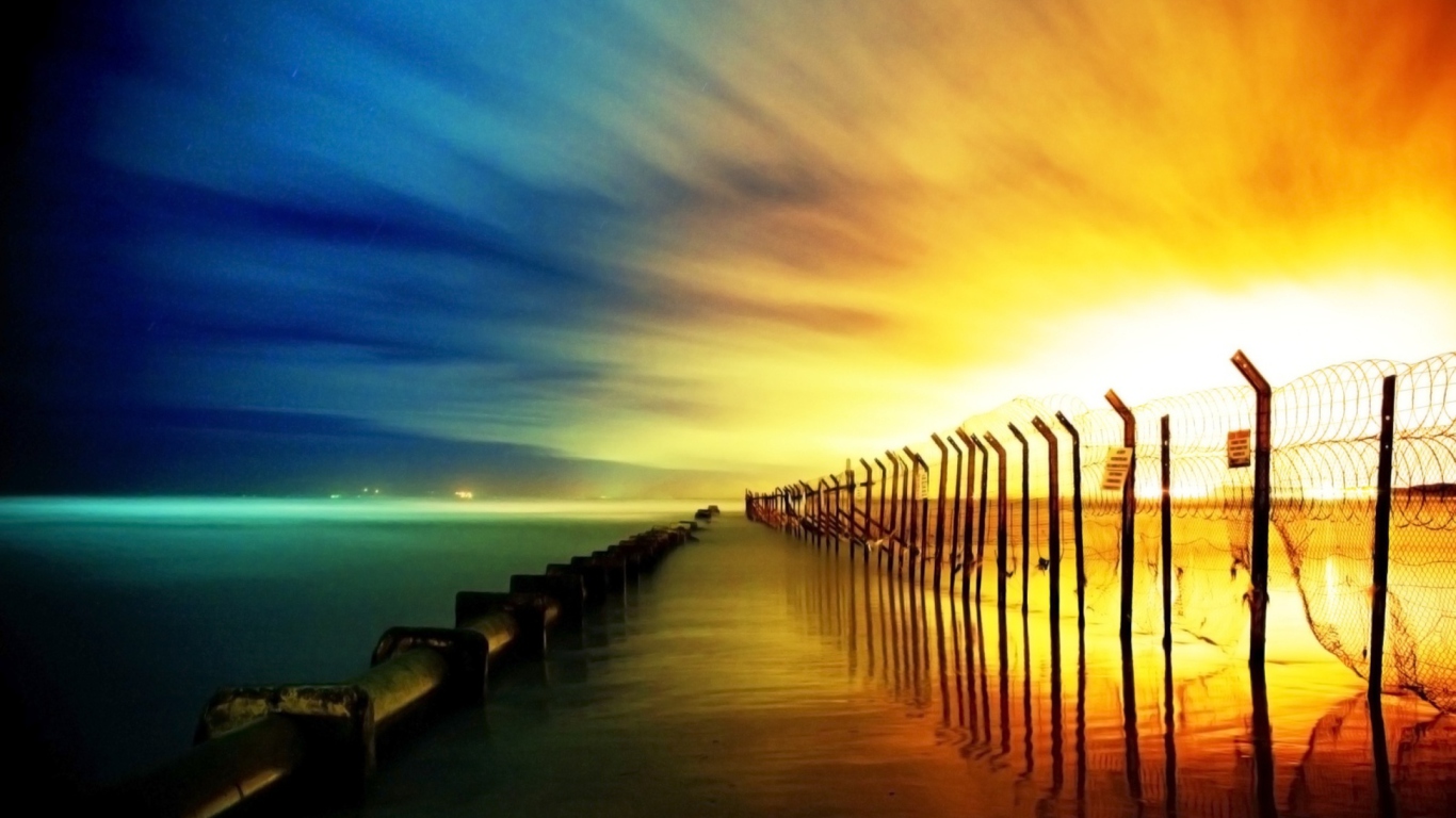 Day And Night wallpaper 1366x768