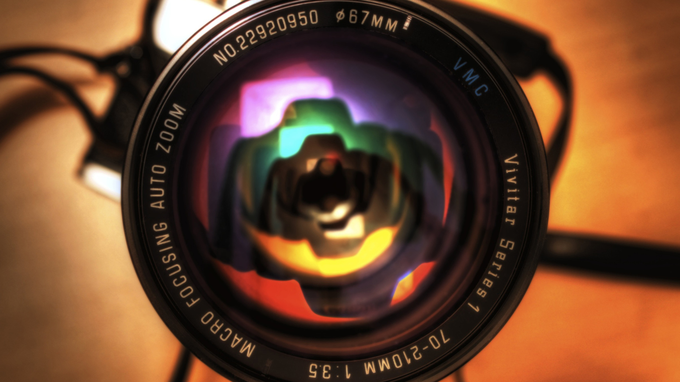 Camera Lens wallpaper 1366x768