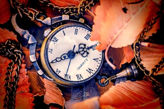 Vintage Watch Background for Android, iPhone and iPad