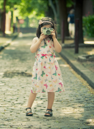 Little Photographer - Obrázkek zdarma pro Nokia C2-01