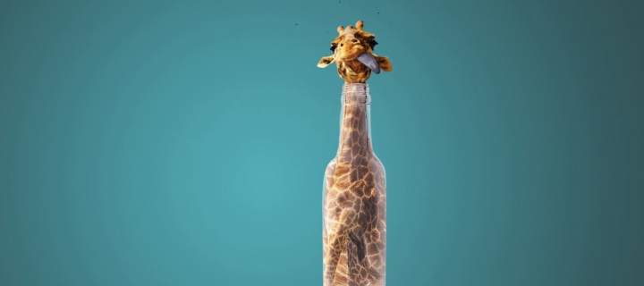 Giraffe In Bottle screenshot #1 720x320