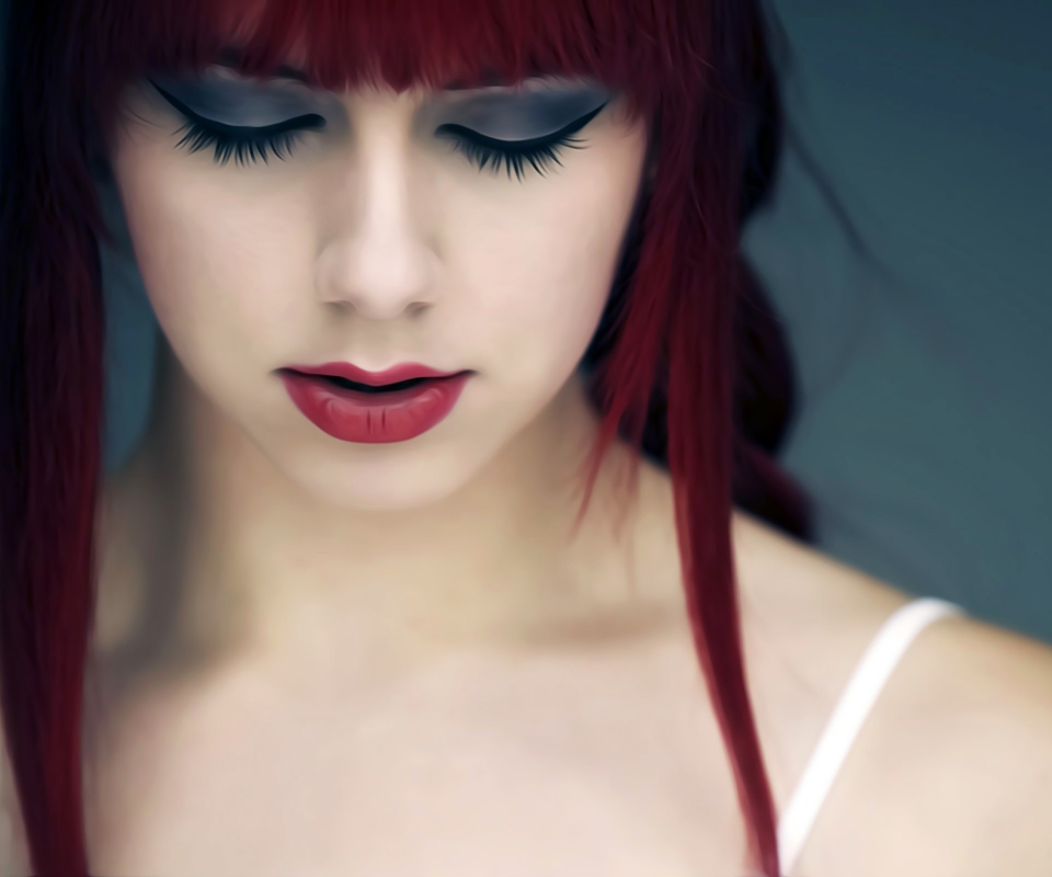 Brunette With Artistic Makeup screenshot #1 960x800