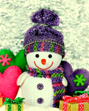 Обои Homemade Snowman with Gifts 128x160