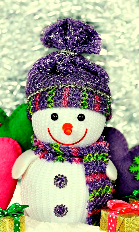 Обои Homemade Snowman with Gifts 480x800