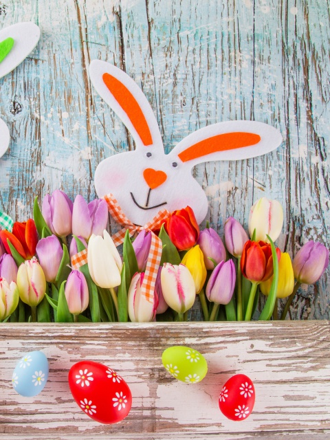 Fondo de pantalla Easter Tulips and Hares 480x640