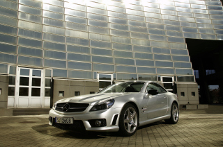 Mercedes Benz SL Class AMG 6.3 Liter V8 Engine - Obrázkek zdarma pro 800x600