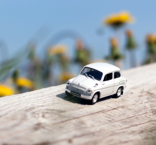 Miniature Toy Car sfondi gratuiti per iPad mini 2
