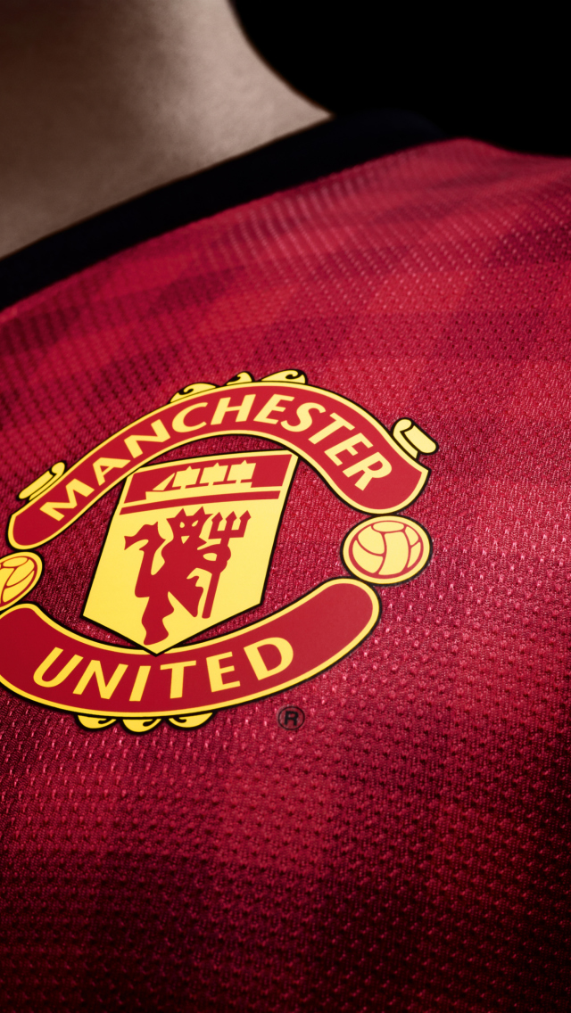Manchester United T-Shirt wallpaper 640x1136