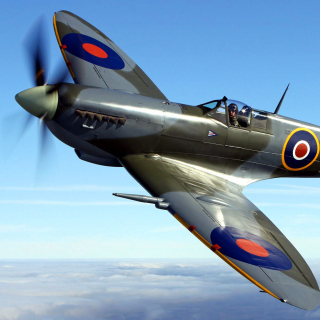 Supermarine Spitfire - Obrázkek zdarma pro iPad 3