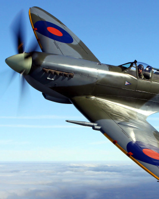 Supermarine Spitfire - Obrázkek zdarma pro iPhone 4S