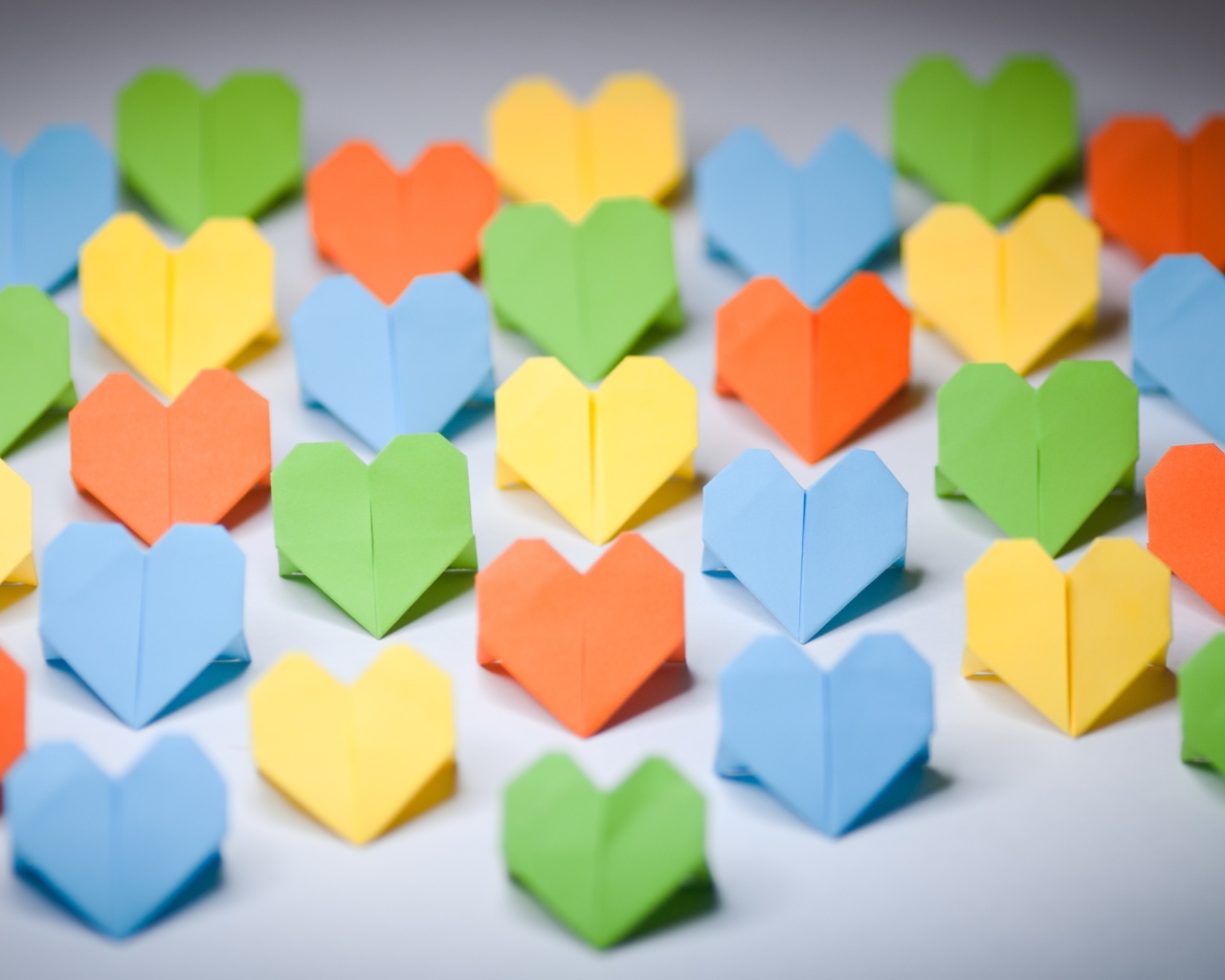 Das Miscellaneous Origami Hearts Wallpaper 1280x1024