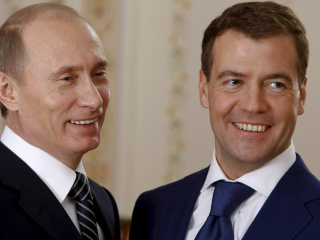 Sfondi Vladimir Putin Russian President and Dmitry Medvedev 320x240