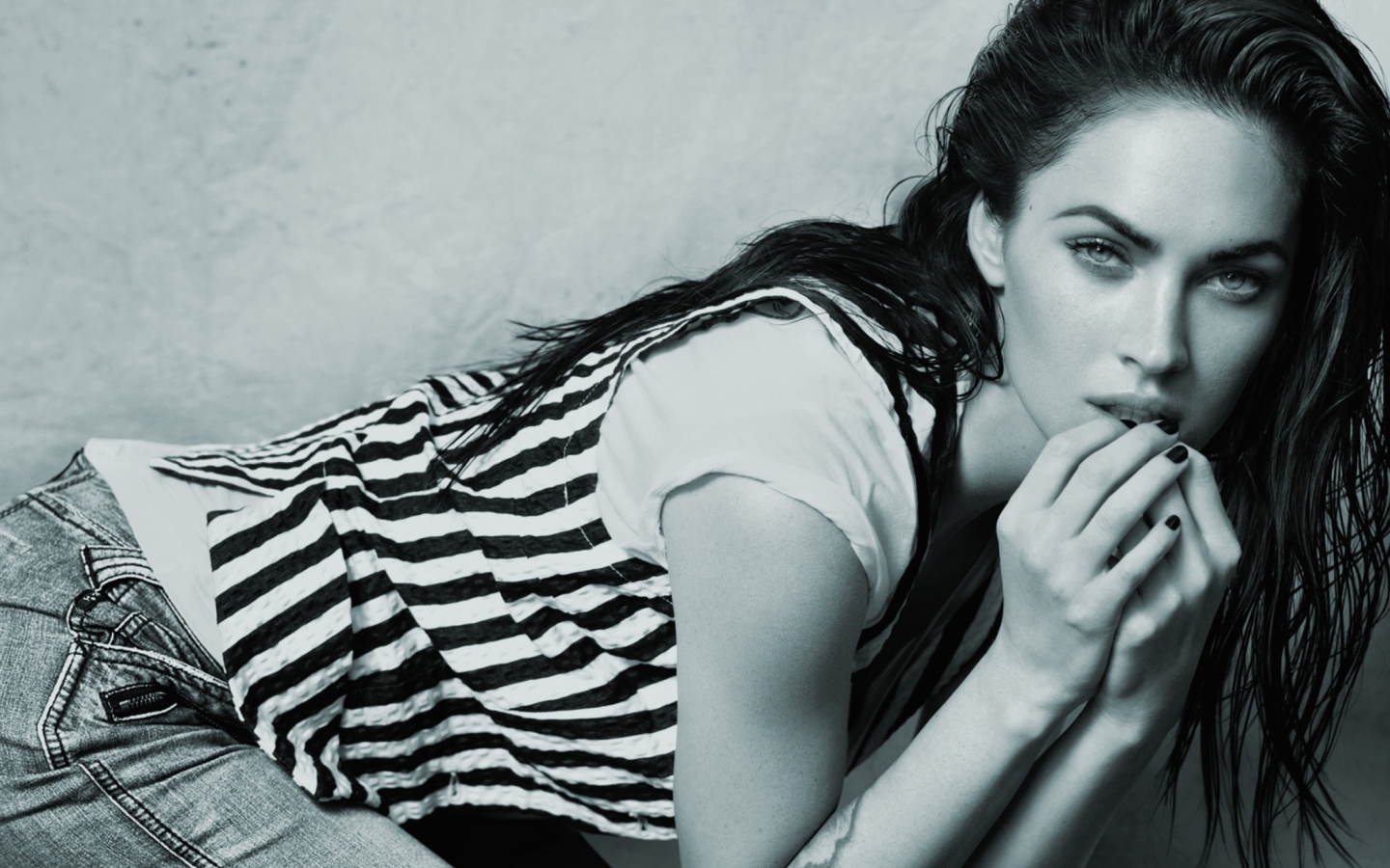 Screenshot №1 pro téma Always Hot Megan Fox 1440x900