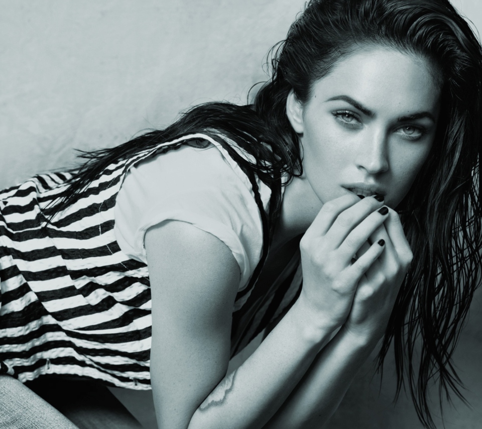 Fondo de pantalla Always Hot Megan Fox 960x854