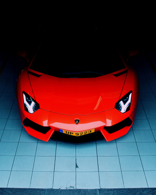Red Lamborghini Aventador - Fondos de pantalla gratis para Nokia Asha 309