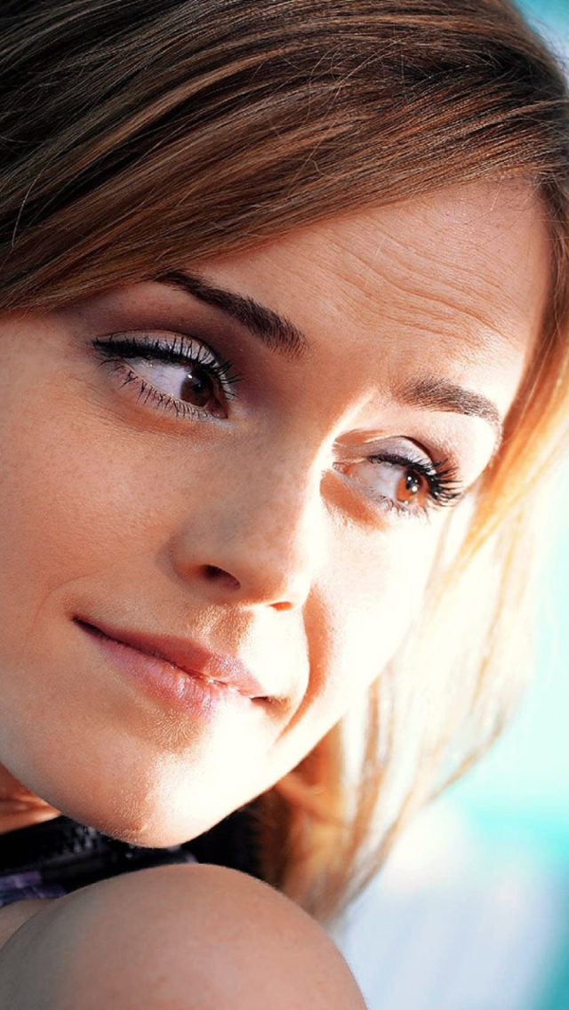 Sweet Emma Watson wallpaper 640x1136