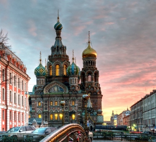 Church In Saint-Petersburg - Obrázkek zdarma pro 1024x1024