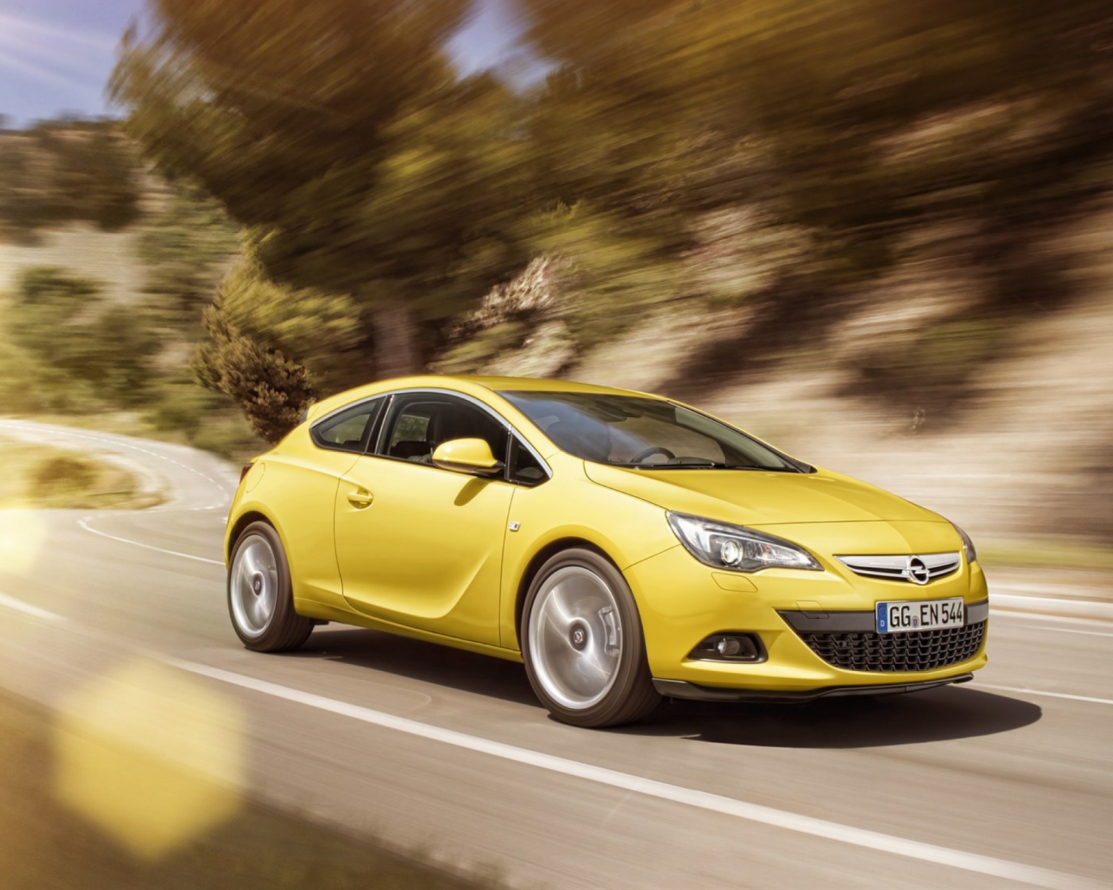 Das Opel Astra GTC Wallpaper 1600x1280