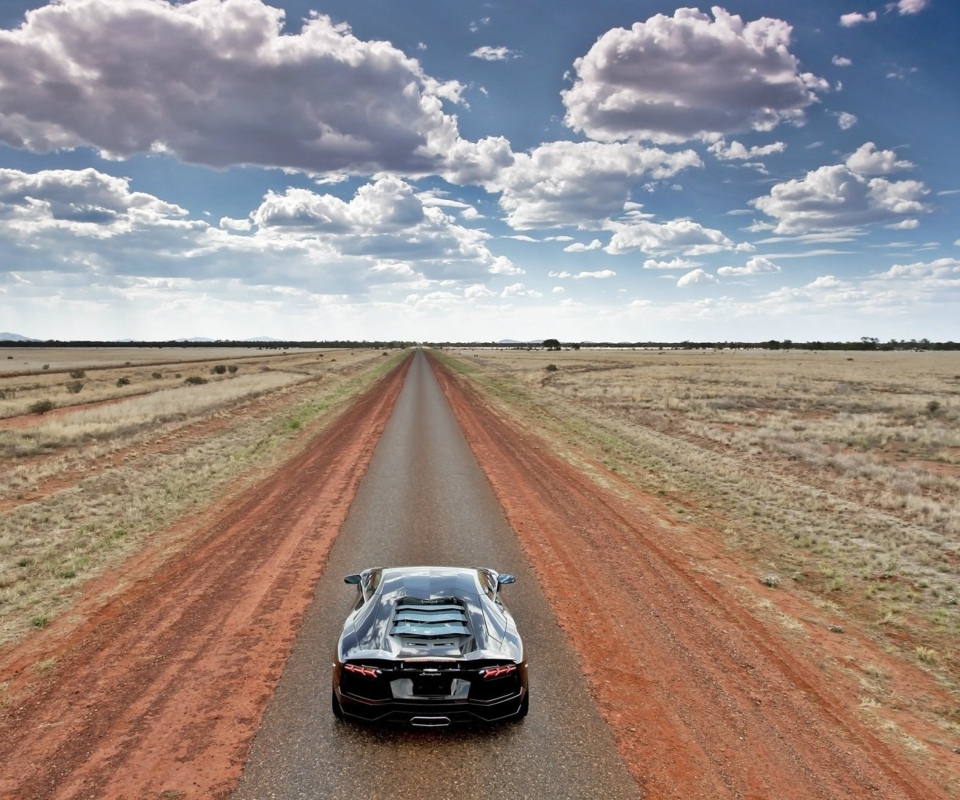 Das Lamborghini Aventador On Empty Country Road Wallpaper 960x800