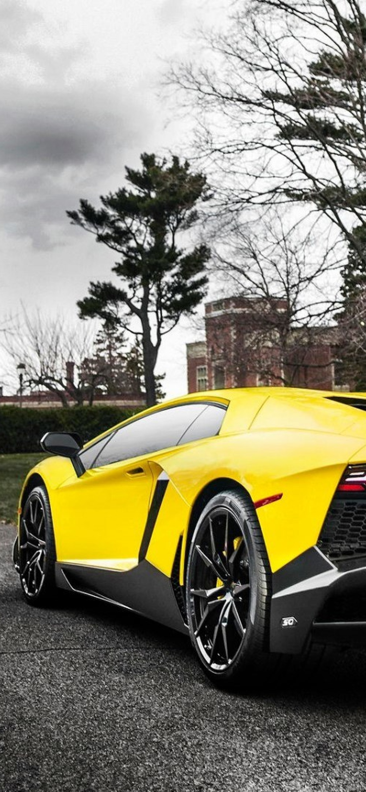 Sfondi Lamborghini Aventador LP720 4 1170x2532