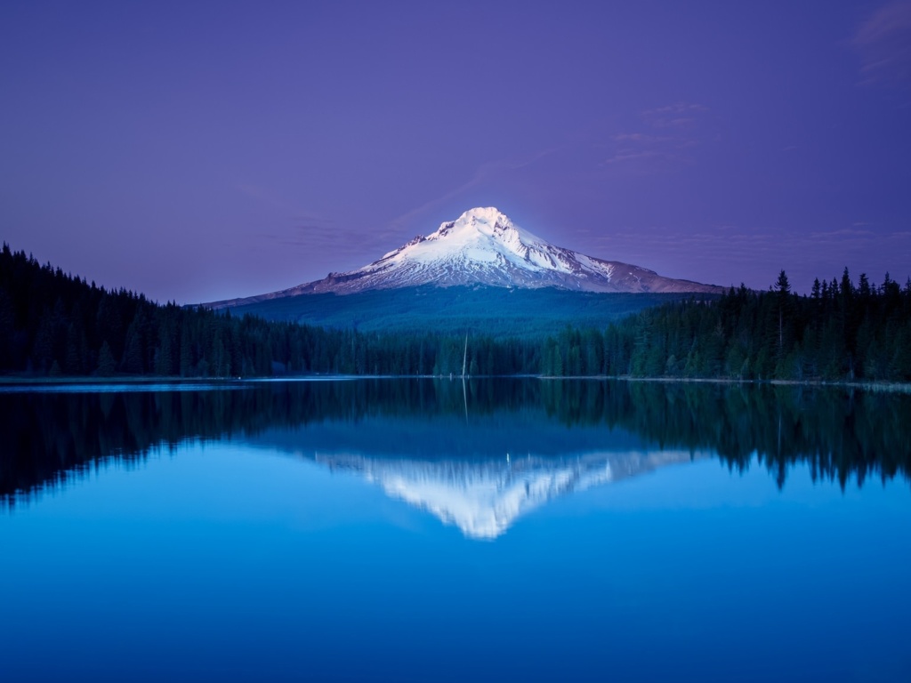 Sfondi Mountains with lake reflection 1024x768