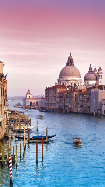 Fondo de pantalla In Venice Italy 360x640
