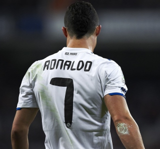 Free Cristiano Ronaldo Picture for 1024x1024