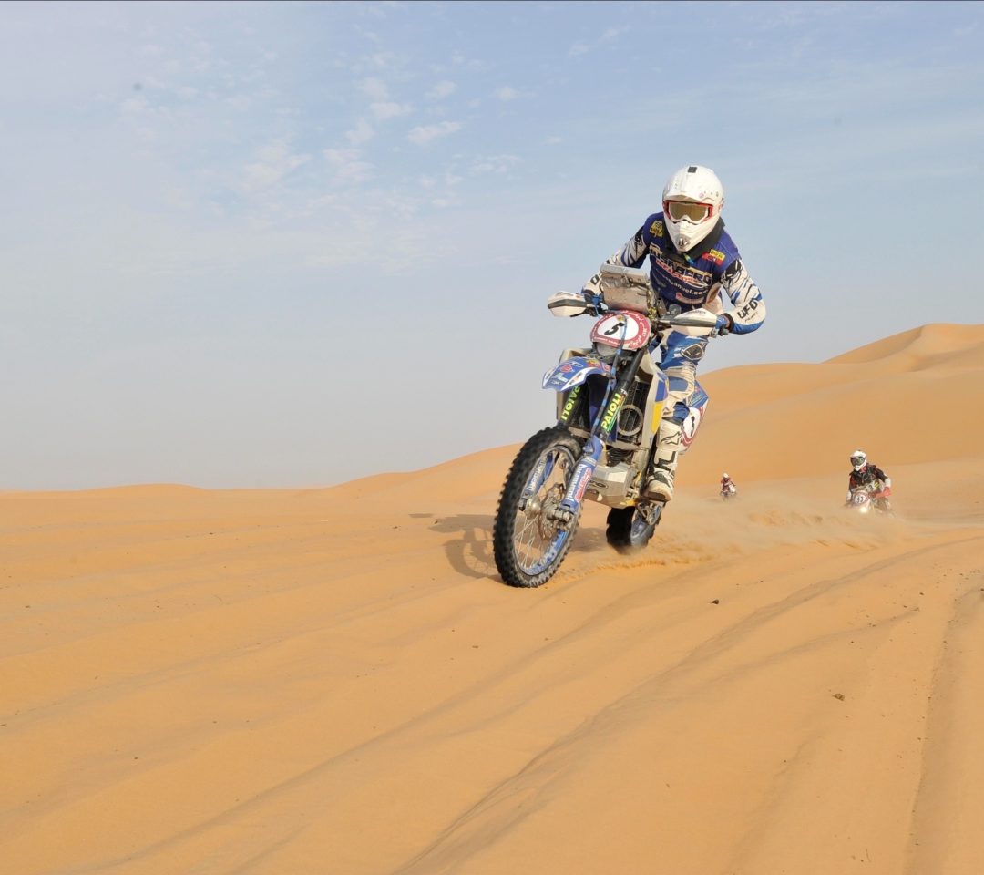 Screenshot №1 pro téma Moto Rally In Desert 1080x960