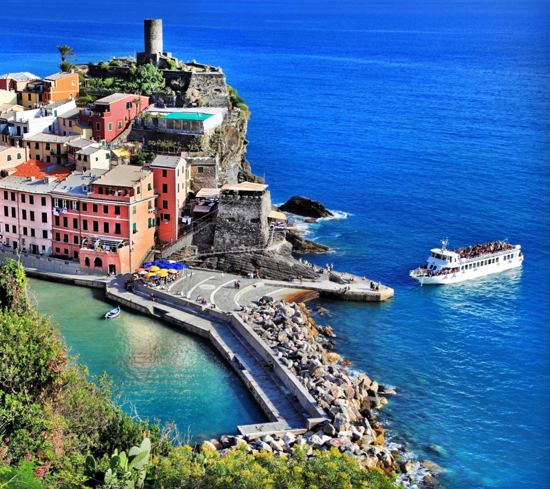 Fondo de pantalla Ligurian Sea 1080x960