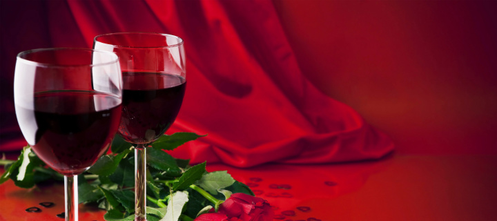Das Romantic with Wine Wallpaper 720x320