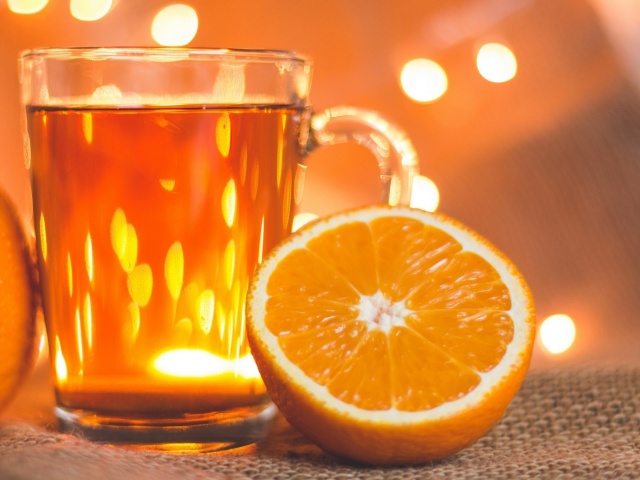 Обои New Year mood with mulled wine 640x480