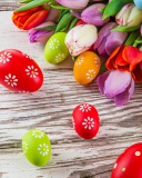 Fondo de pantalla Easter Tulips and Colorful Eggs 128x160