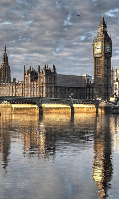 Palace of Westminster in London wallpaper 240x400