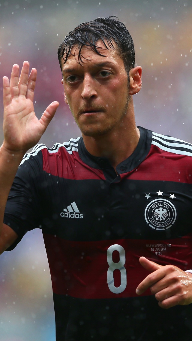 Screenshot №1 pro téma Mesut Ozil from Bundesliga 640x1136