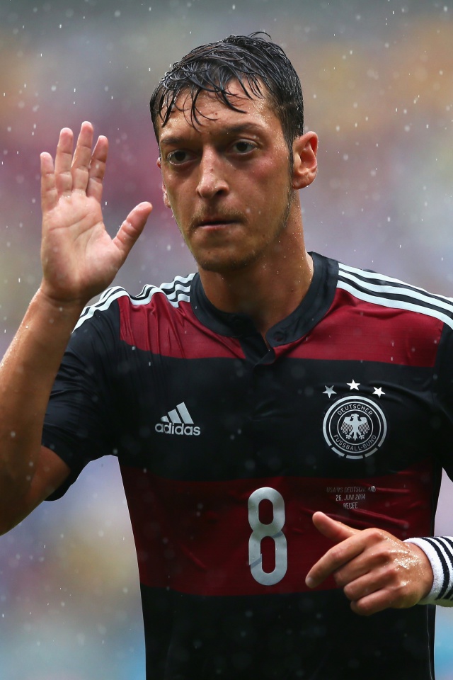 Das Mesut Ozil from Bundesliga Wallpaper 640x960