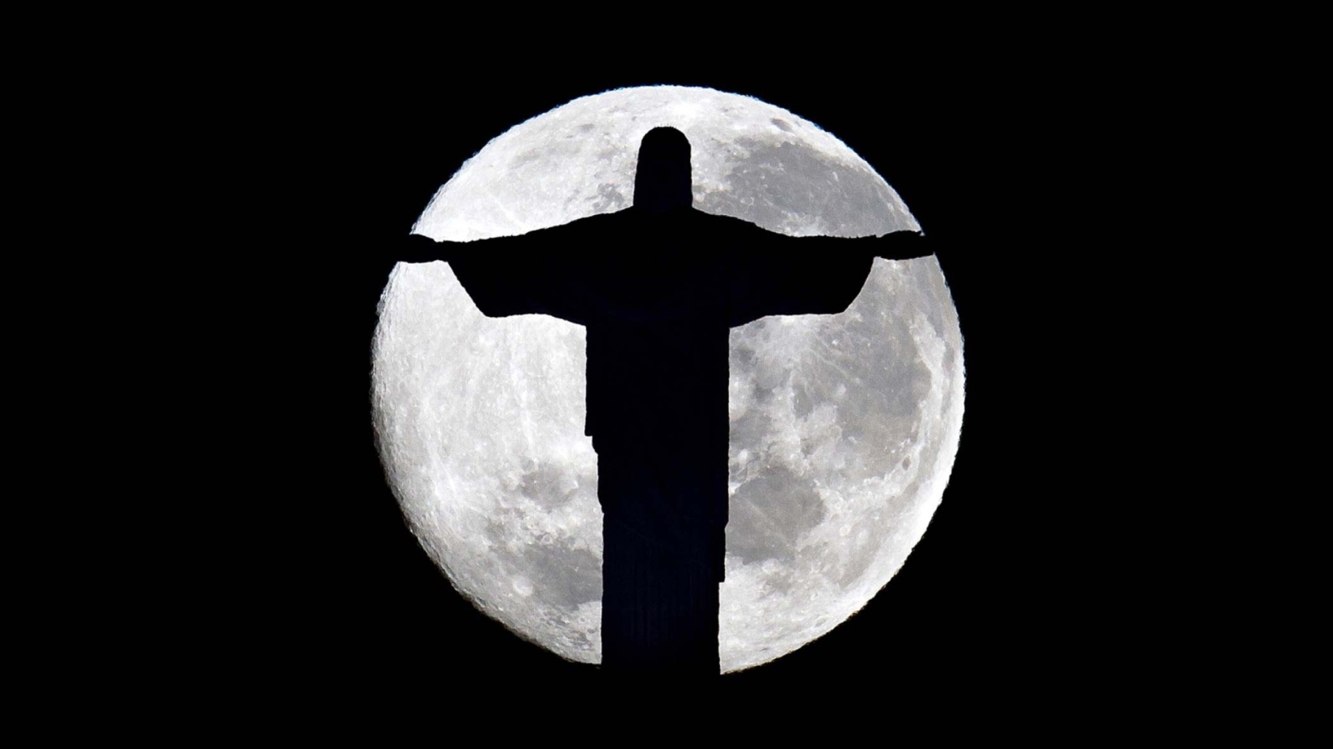 Screenshot №1 pro téma Full Moon And Christ The Redeemer In Rio De Janeiro 1920x1080