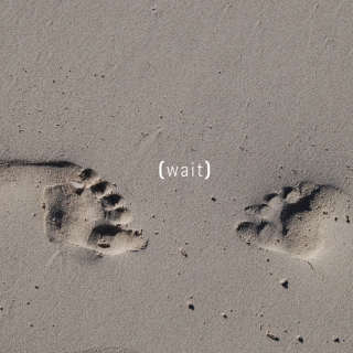 Footprints On Sand papel de parede para celular para iPad 2