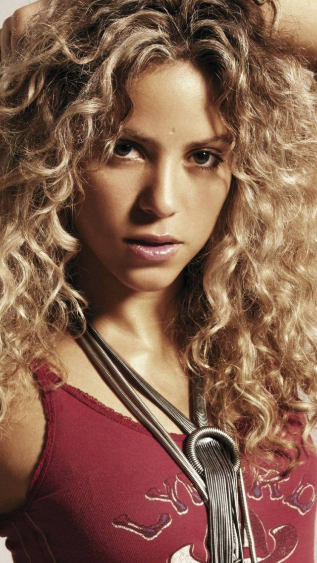 Fondo de pantalla Shakira 640x1136