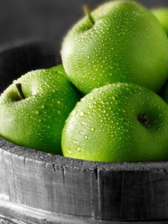 Sfondi Green Apples 240x320